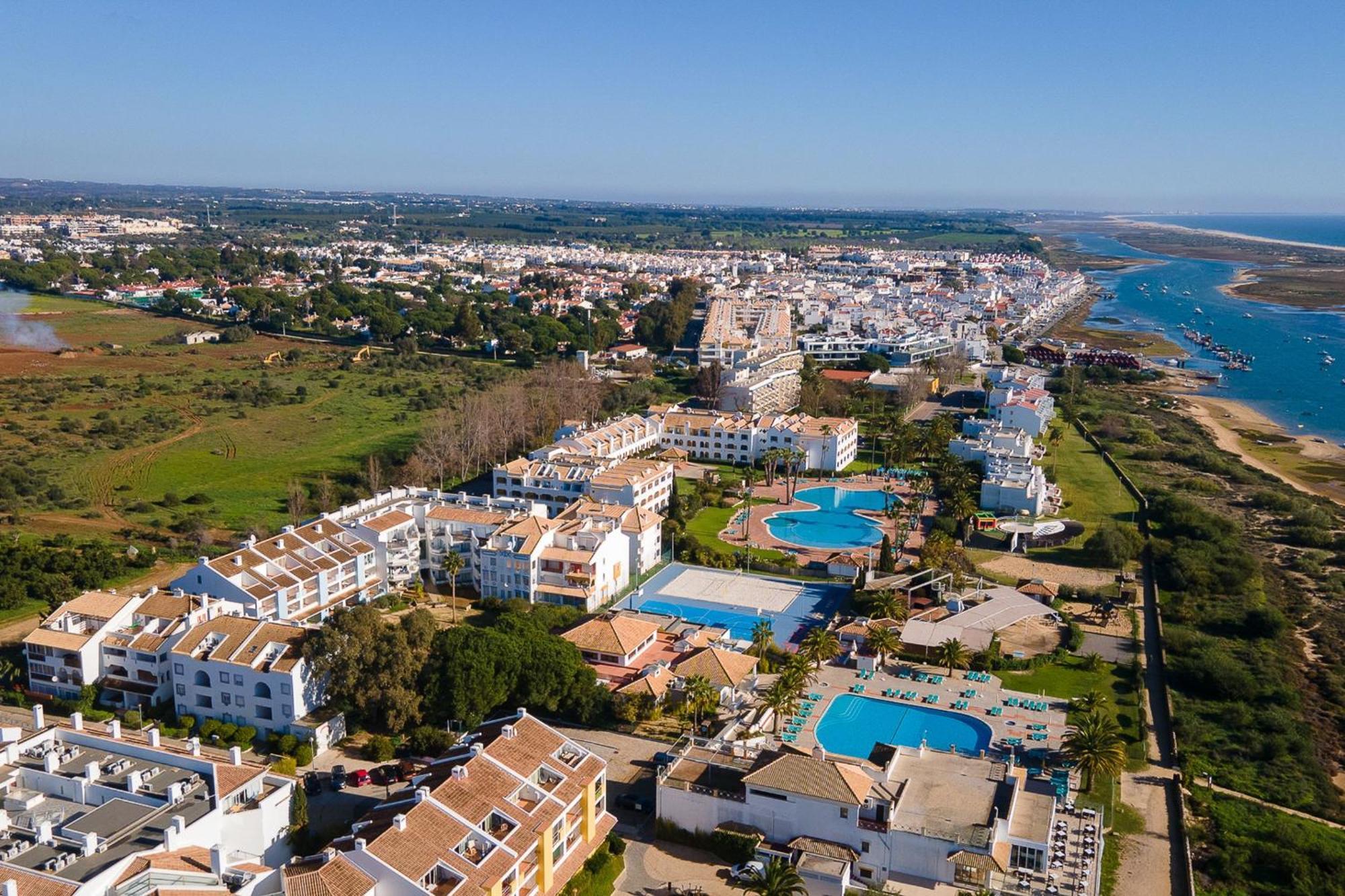 Golden 1 Bdr Flat W/ Balcony & Pool By Lovelystay Cabanas De Tavira Exterior photo